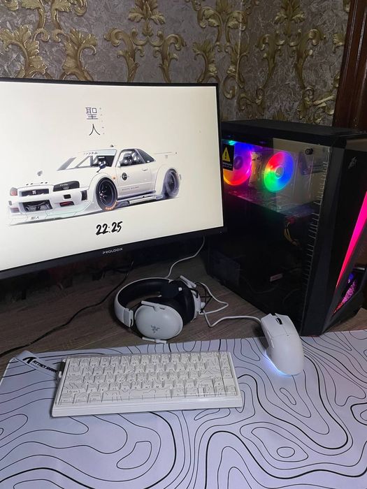 Продаю комп'ютер ,ПК, монітор. Мишка навушники продаються окремо