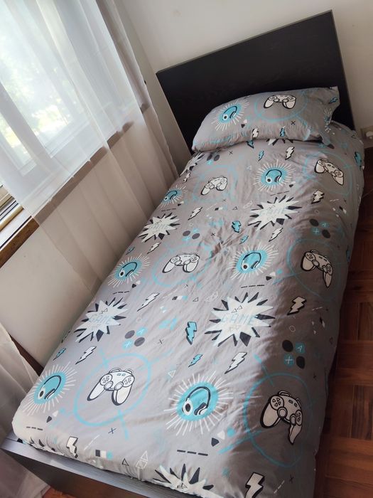 Cama preta solteiro