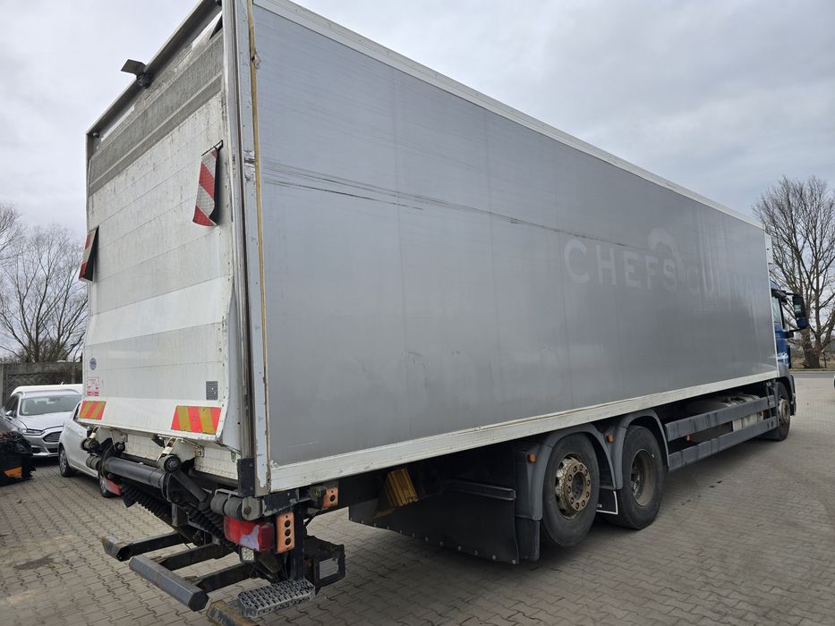 Man TGS 26.320. Chłodnia 24 epal. Winda.
