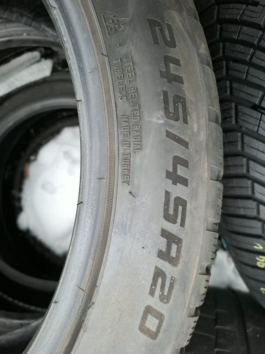 Falken Eurowinter HS02 PRO 245.45.20 .103w 8.3mm z 35.23rok