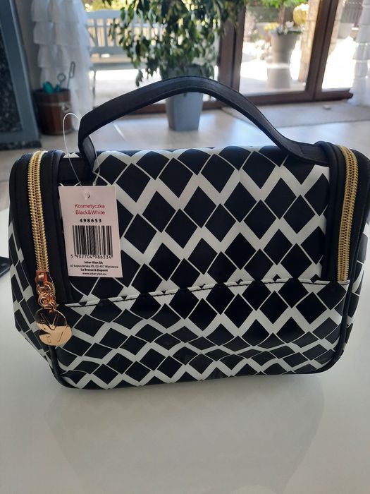 Kosmetyczka damska nowa