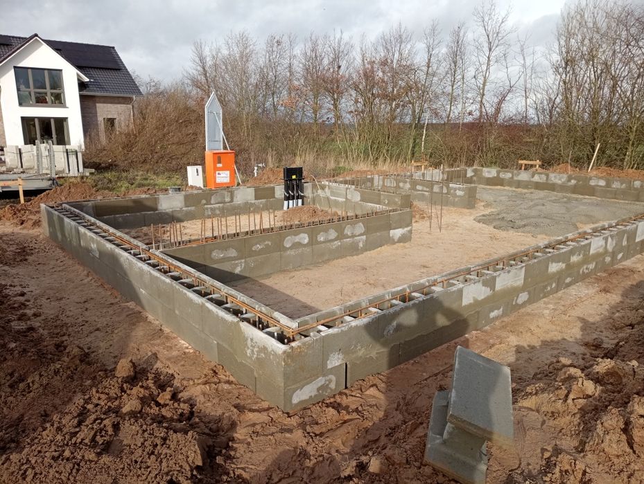 Budownictwo, usługi minikoparka