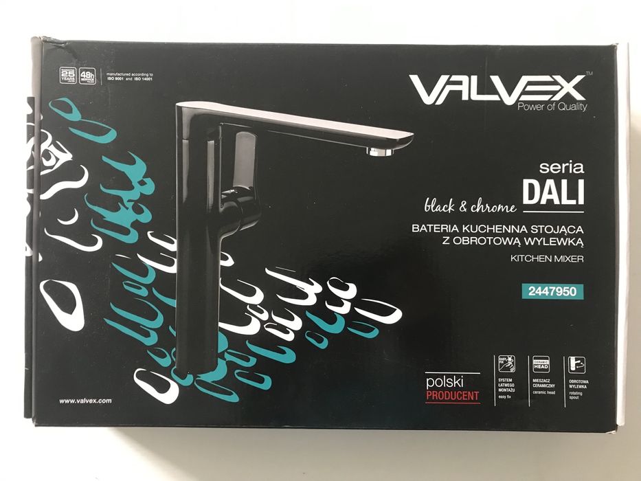 Bateria kuchenna stojąca z obrotową wylewką VALXEX.