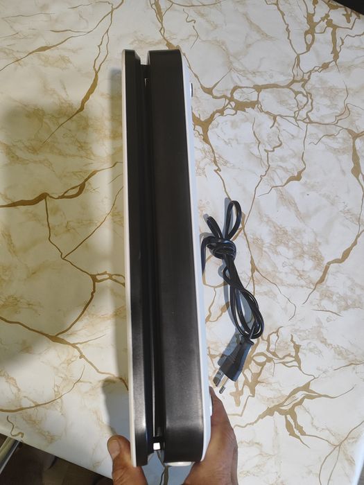 Продам вакуматор ULLTY model SKJ-CR009