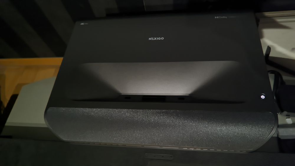 Projetor  4K UST   Nexigo Aurora Pro MK2    Dolby Vision em estado novo com garantia