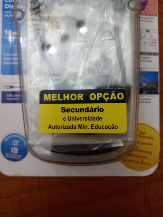 Calculadora fx-CG20 em muito bom estado com 2 cabos por estrear