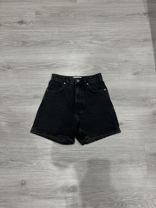 Джинсові шорти ZARA мом