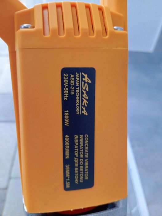 Оренда.ущільнувач бетону ,віброущільнювач