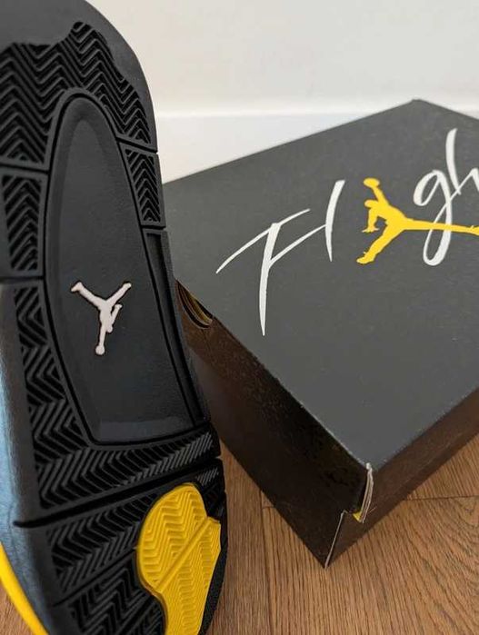 Jordan 4_czarne R.42