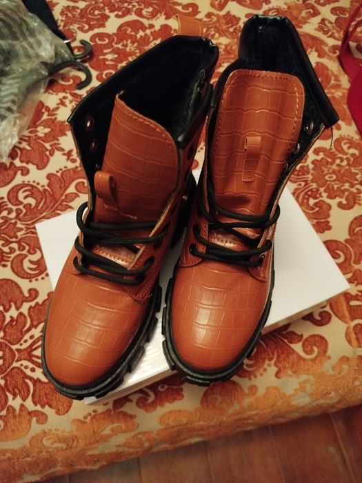 Botas estilo militar novas a estrear NR 37