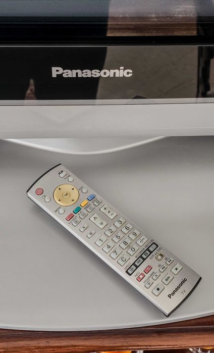 TV Panasonic Viera LCD 42"