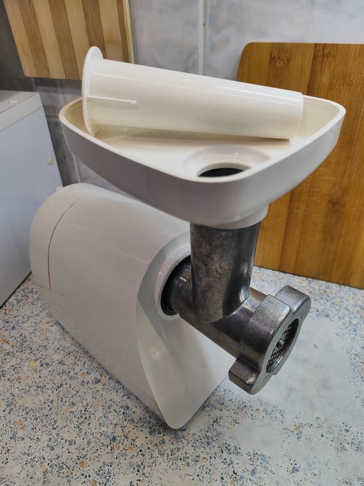 Мясорубка электрическая "Бриз" ЭМШ-30/160