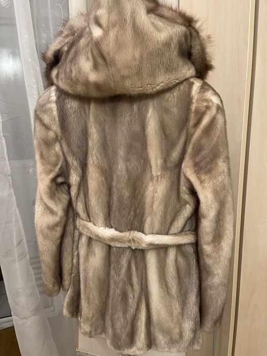 Норкова шуба автоледі