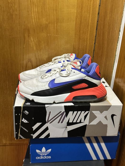 Кросівки чоловікі Nike Air Max 2090, у відмінному стані. 29.5 см