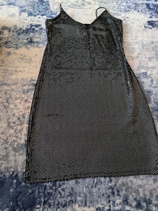 Sukienka na raniczkach 36