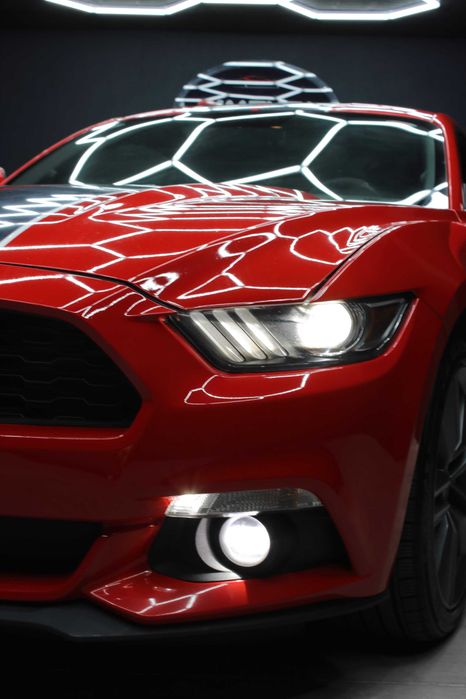 Ford Mustang 2.3i EcoBoost Pack Performance 317 CV (419€/Mês) - 120 Meses