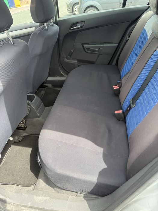 Opel Astra  2007