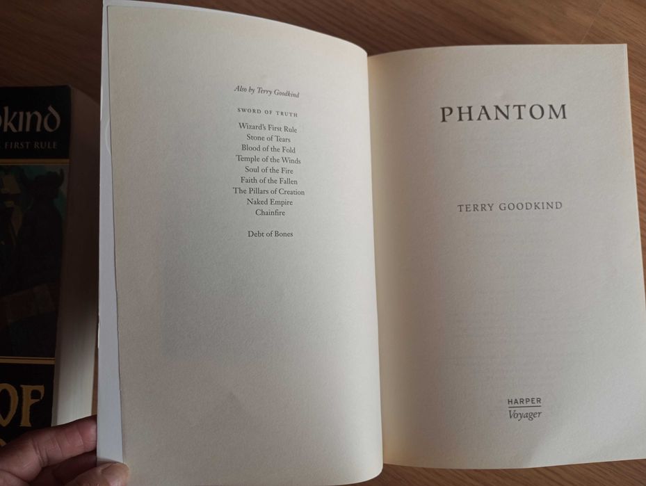 Temple Of The Winds - Phantom
de Terry Goodkind