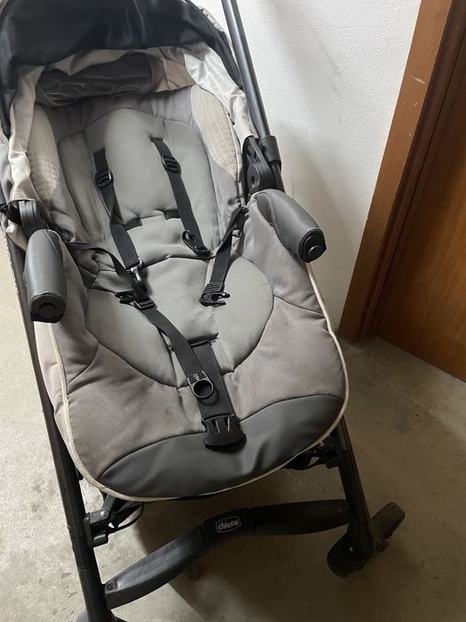 Carrinho bebe chico usado