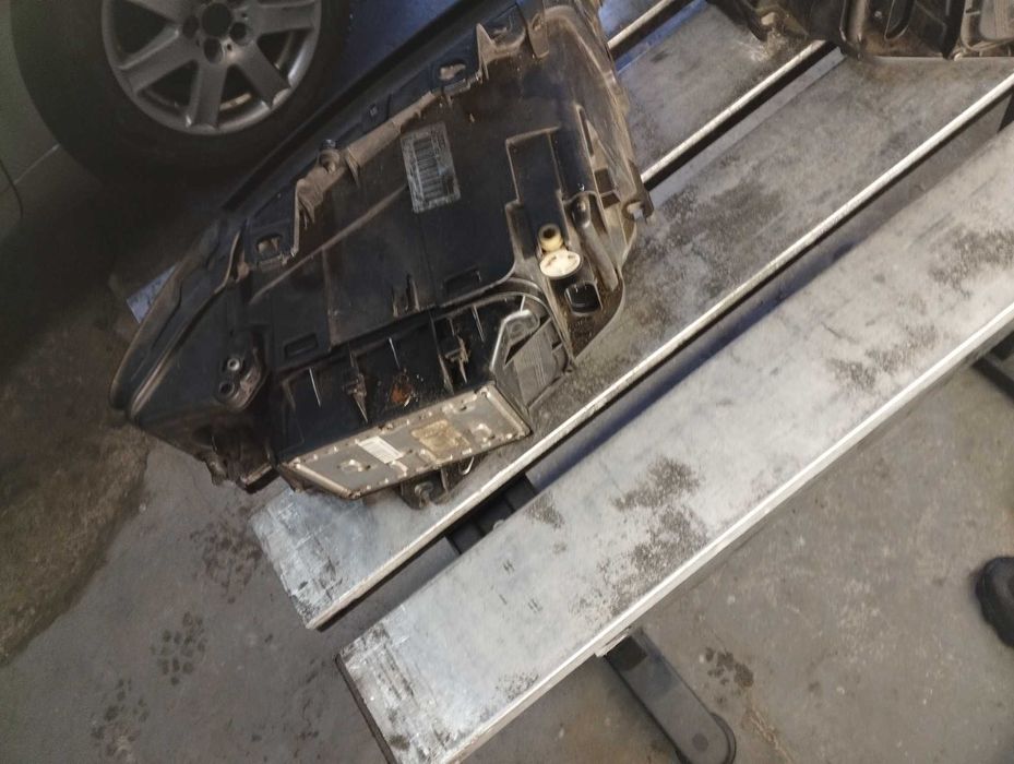 Lapy przednie Audi A 4B6