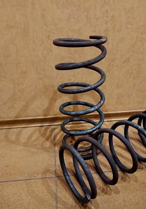 Пружины усиленные Mitsubishi Pajero (Wagon, Sport) L200