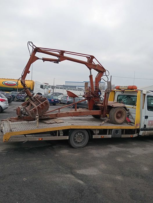 Transport samochodów holowanie