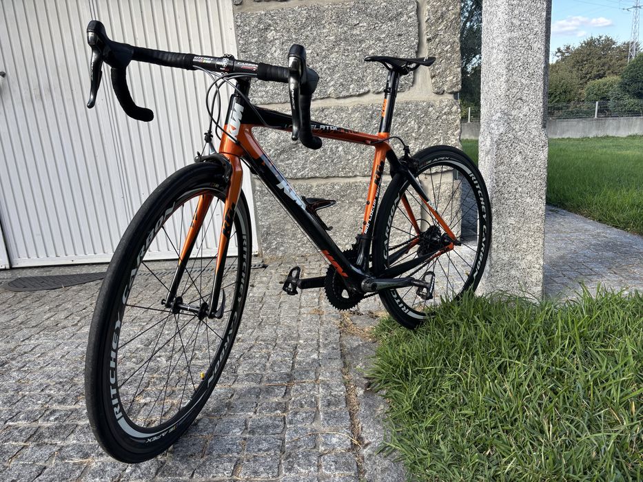Bicicleta KTM  carbon
