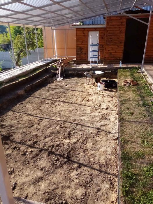 Послуга земельних робіт.