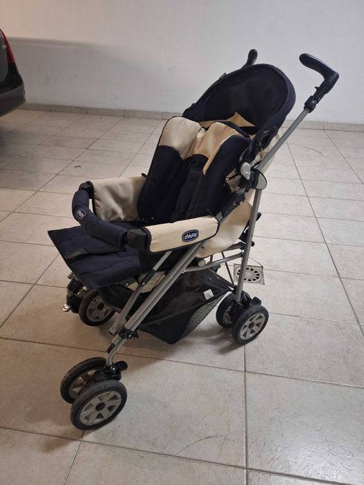 Carrinho para Bebé da Marca Chicco