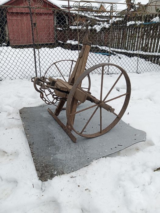 Продається плуг і коліснята