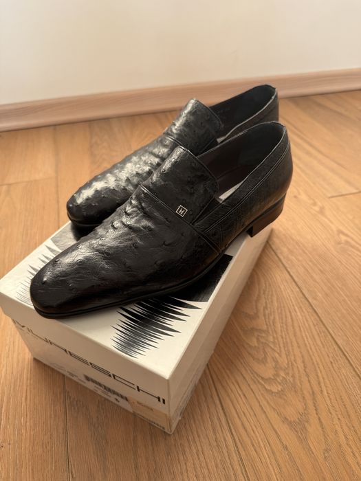 Туфлі, черевики, Moreschi