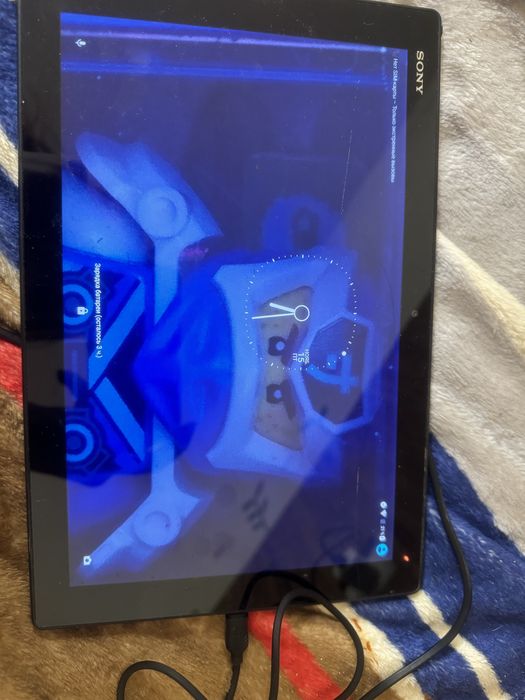 Планшет SONY.