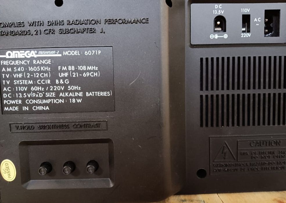 Omega TV rádio e leitor de cassetes
