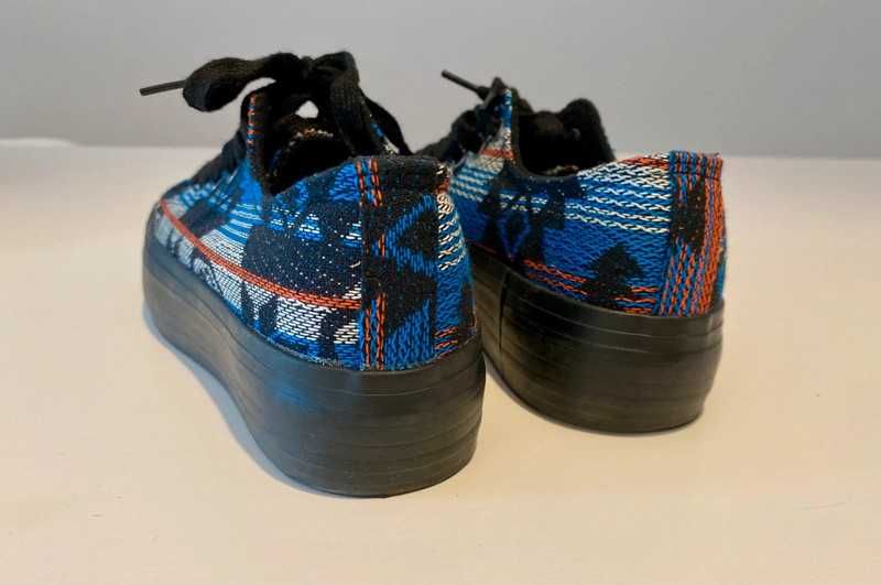 Sapatilhas com plataforma