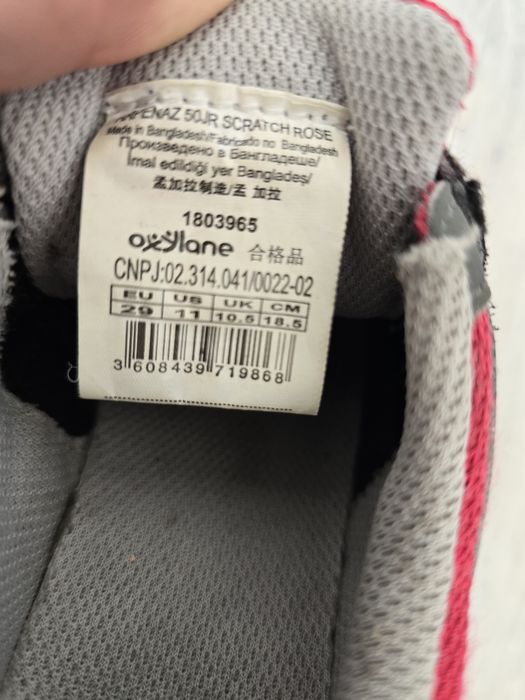 Buty Decathlon Quechua rozmiar 29 dziecięce na rzepy