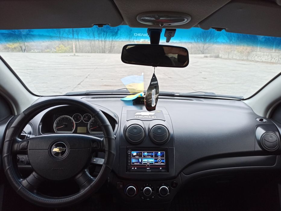 Chevrolet Aveo 2007 • 1.5 Газ/Бензин
