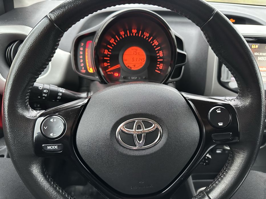 Toyta Aygo 1.0  X-Play Ac