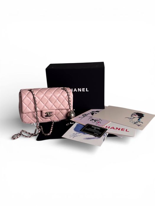 Сумка Chanel Classic 1.55 Small Single Flap in Pink/Silver/тренд 2026/