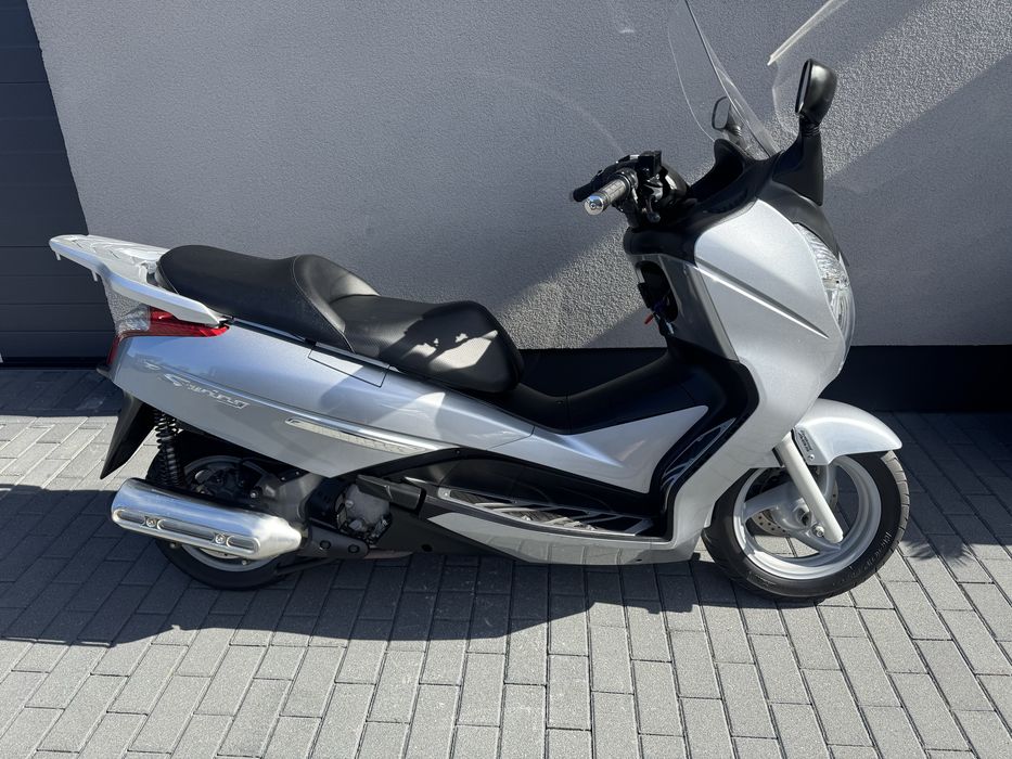 Honda S Wing 125 cc. ABS
