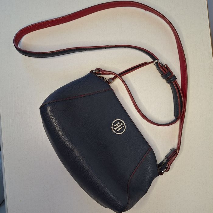 Mała torebka Tommy Hilfiger
