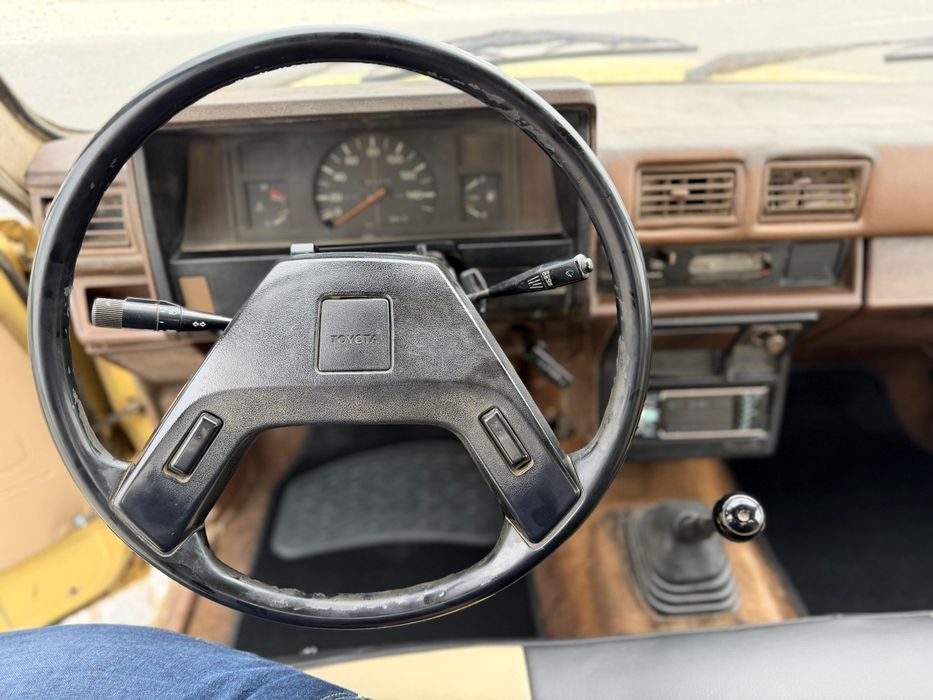 Toyota Hilux 2.4D LN56