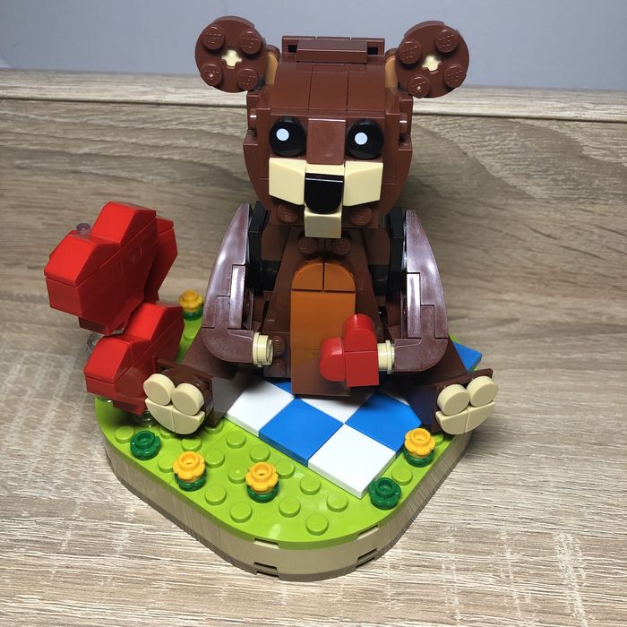 Miś Niedźwiedź LEGO prezent Walentynki dla ukochanej osoby