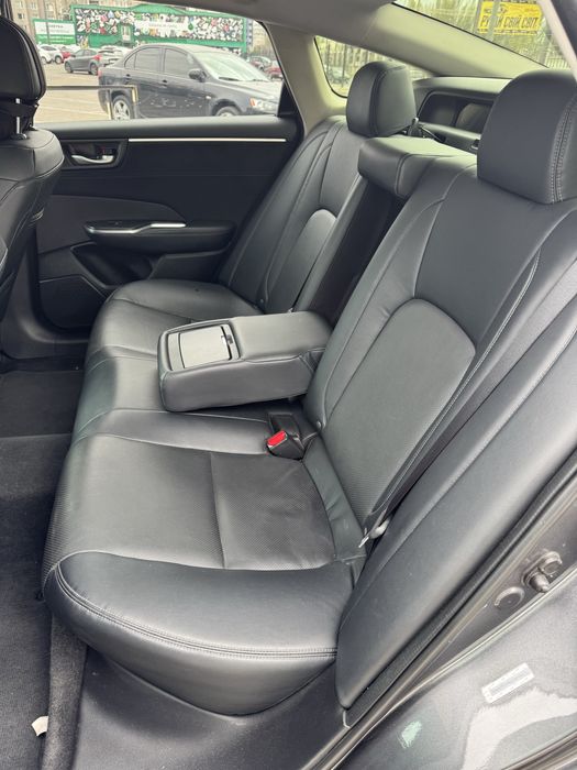 Honda clarity TOURING