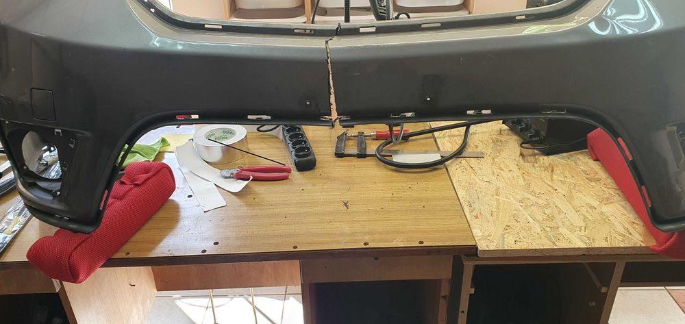 Spawanie zderzaków, lamp, błotników, zbiorników, nadkoli.