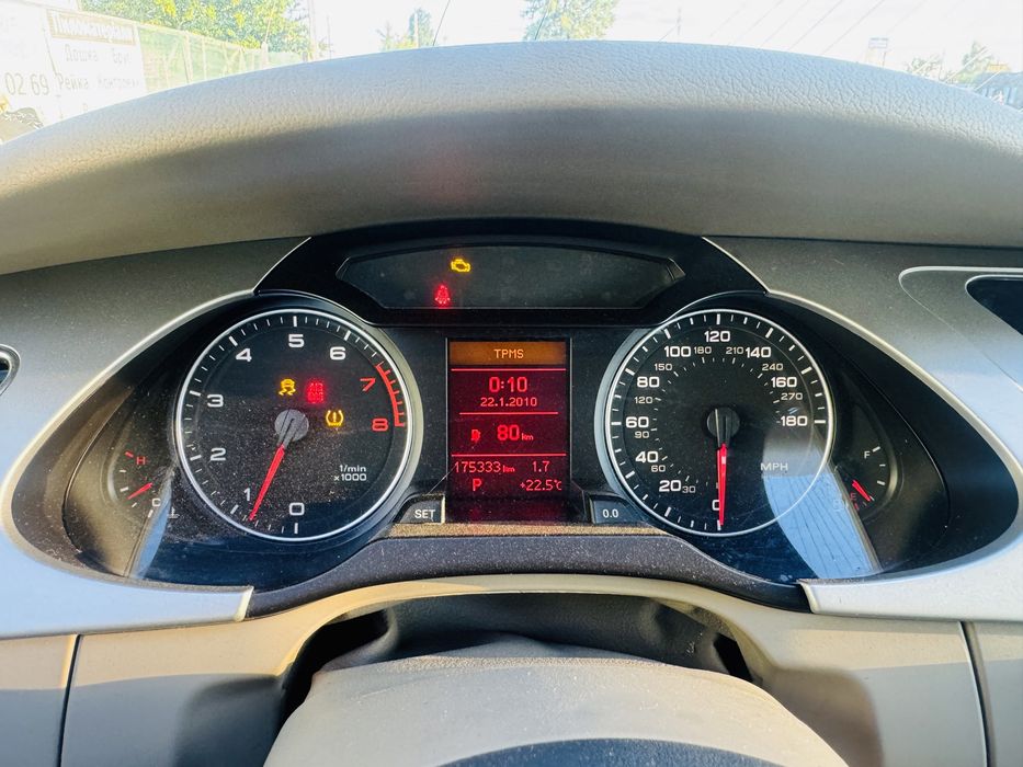 Продам Audi A4 2011 рік 2.0 Бензин Quattro після ДТП!