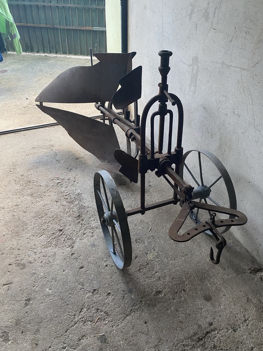 Charrua antiga grande