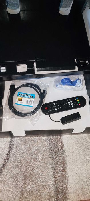 Livebox 3.0 + dekoder tv UHD 88
