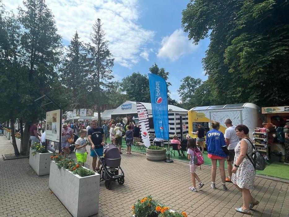 Miejsce pod dowolną działalność, Mielno-główne zejście nad morze,20m2.