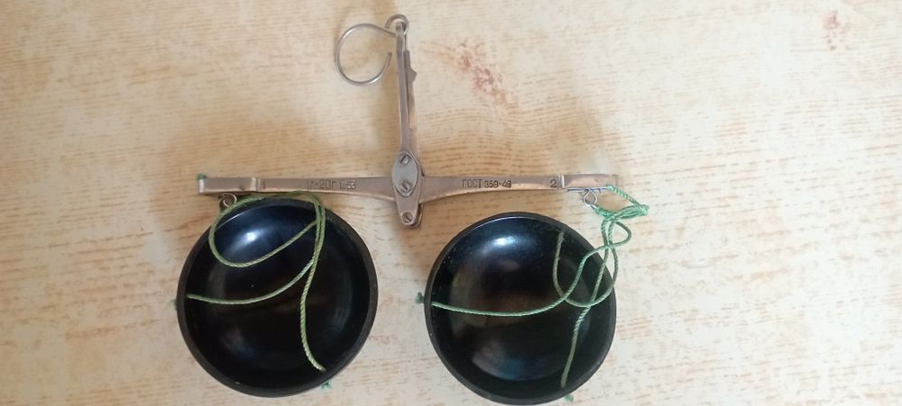 Весы аптечные,ювилирные