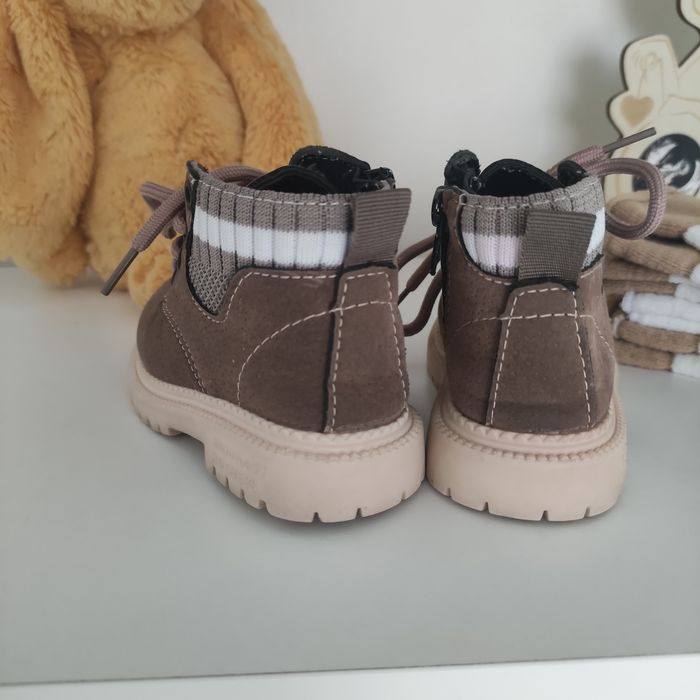 Buty dziecięce jesienno-wiosenne 21 rozmiar